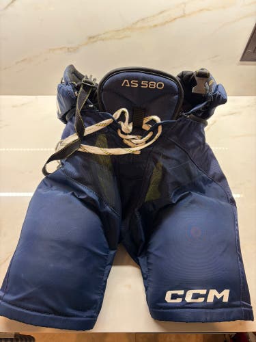 Junior Large CCM Tacks AS 580 Hockey Pants (lightly used)
