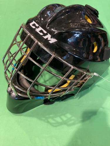 Black Junior CCM Axis 1.5 Goalie Mask (Used)