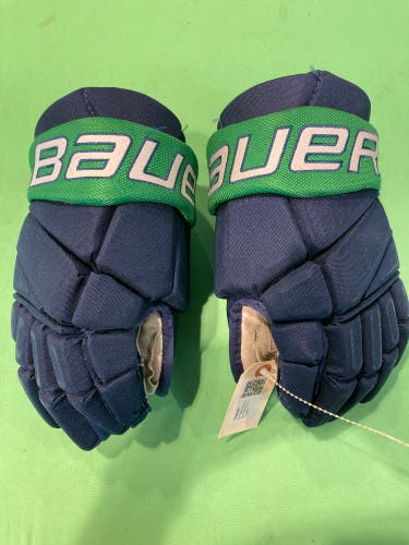 Blue Senior Bauer Vapor Elite Gloves 13" (Used)