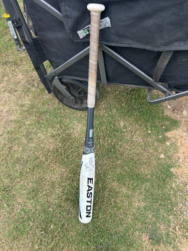 2023 Easton Ghost Composite Bat (-11) 20 oz 31" (Used)