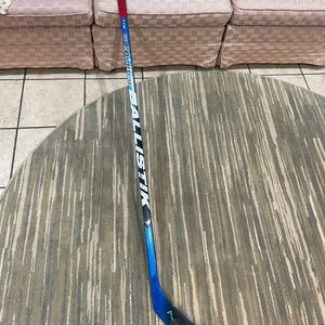 Senior Left Hand Hockey Stick Mid Pattern 100 Flex Pro Stock (Used)