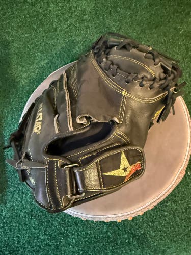 All Star CM3000SBK RH Catcher's Glove 33.5" (Used)