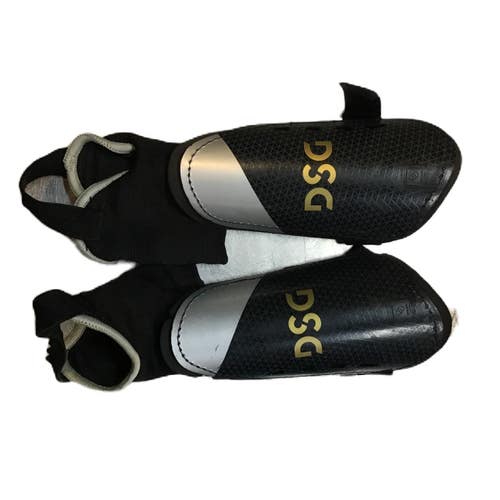 Used Dsg Soccer Shin Guards Junior Black LG 11730-S000074785