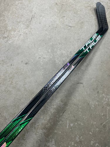 2 PACK 70 Flex Custom P92M True Hzrdus 9x4 Senior Left Hand Hockey Stick Pro Stock (New)