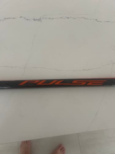 Junior Bauer Pulse Left Hand Hockey Stick P92 40 Flex (New)