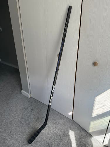 Intermediate CCM Ribcor Trigger 9 Pro Right Handed Hockey Stick P29 55 Flex (Used)