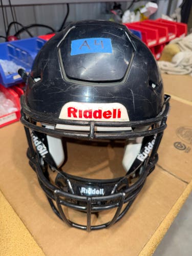 USED RIDDELL FLEX YOUTH HELMET - LARGE - BLACK