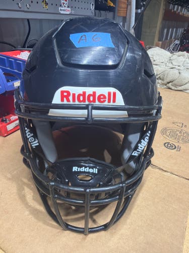 USED RIDDELL FLEX YOUTH HELMET - LARGE - BLACK