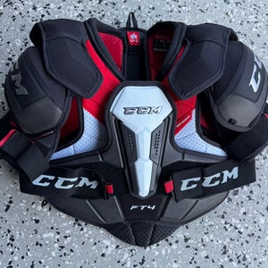 Men's Small Senior CCM JetSpeed FT4 Pro Shoulder Pads Pro Stock (Used)