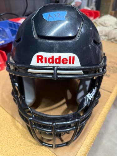 USED RIDDELL FLEX YOUTH HELMET - MEDIUM - BLACK