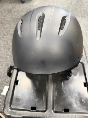 Used Giro Snowsport Helmet Adult Black MD 11849-S000045176