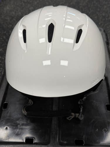 Used Giro Snowsport Helmet Adult White MD 11849-S000045175