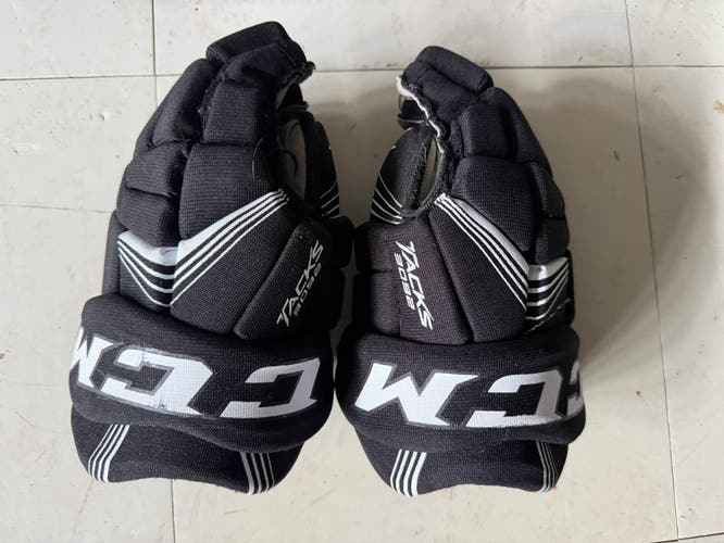 CCM HGTK Gloves 10" (Used)
