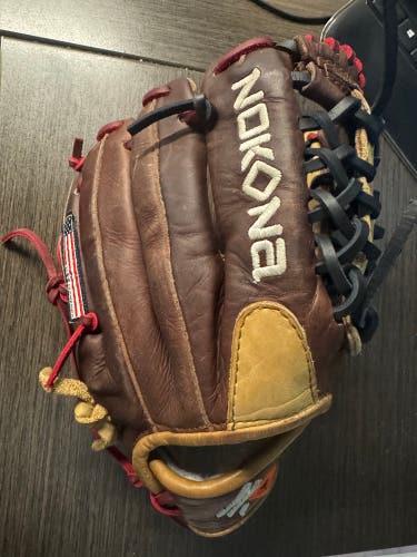 Nokona Alpha RH Baseball Glove 11.25" (Used)