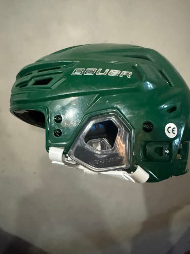 Small Bauer Re-Akt 155 Helmet (Used)