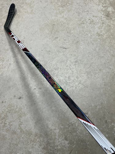 65 Flex P28 Intermediate True Hzrdus 9x4 Right Hand Hockey Stick Team Canada Pro Stock (New)