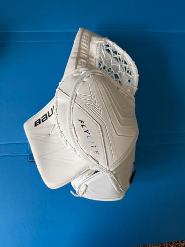 Bauer FlyLite Catcher Regular (New)
