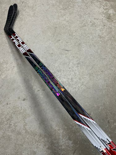2 PACK 65 Flex P28 Intermediate True Hzrdus 9x4 Right Hand Hockey Stick Team Canada Pro Stock (New)