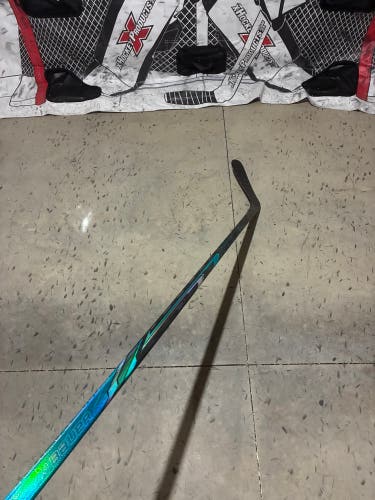 Senior Bauer fuse Left Hand Hockey Stick P92 77 Flex (New)