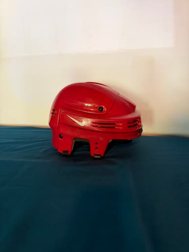 Large Bauer 4500 Helmet (Used)