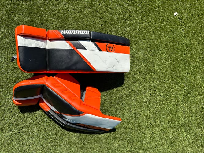 33" 2021 Warrior Ritual G5 Pro Goalie Leg Pads (Used)