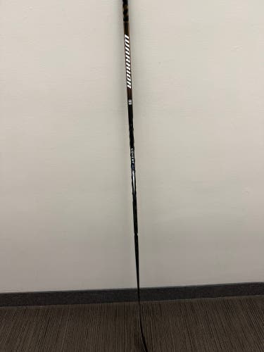 Senior Warrior Covert QR7 Pro Right Handed Hockey Stick W03 65 Flex (Used)