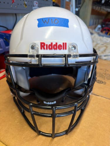 USED RIDDELL SPEED ICON YOUTH HELMET - LARGE - WHITE