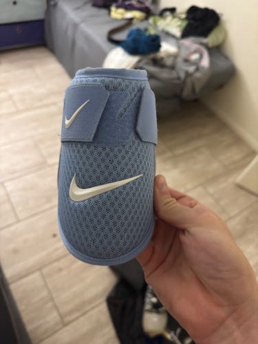Blue Senior Nike Elbow Protection (Used)