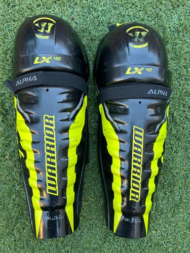 Senior Warrior Alpha LX 40 16" Hockey Shin Pads