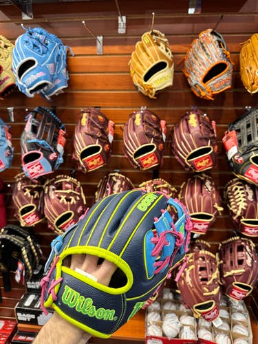 (NEW) Wilson A2000 1786SS Baseball Glove 11.5" - RHT