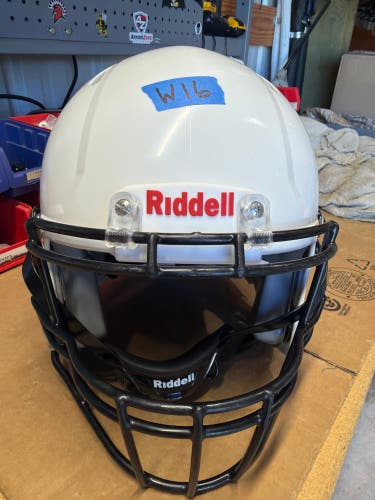 USED RIDDELL SPEED ICON YOUTH HELMET - XL - WHITE