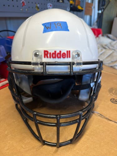 USED RIDDELL SPEED ICON YOUTH HELMET - XL - WHITE