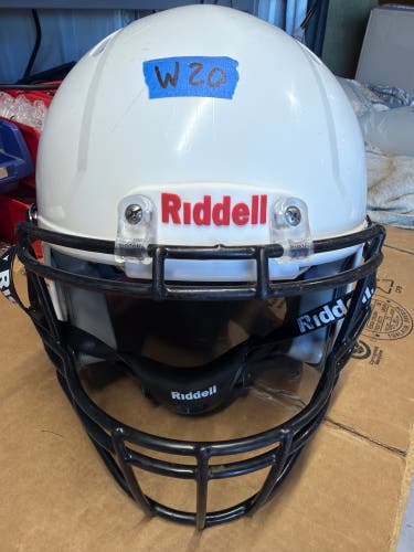 USED RIDDELL SPEED ICON YOUTH HELMET - XL - WHITE