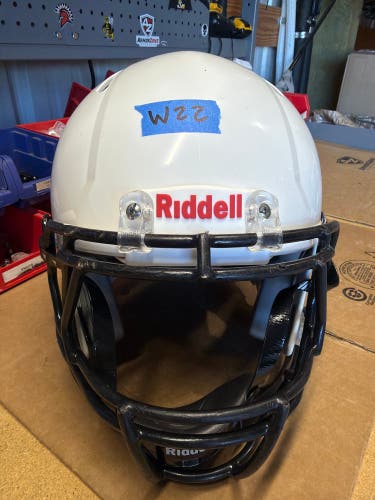 USED RIDDELL SPEED ICON YOUTH HELMET - XL - WHITE