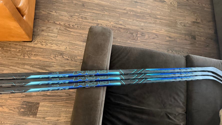 Senior CCM Vizion 2 Left Hand Hockey Stick P28 75 Flex Pro Stock (New)
