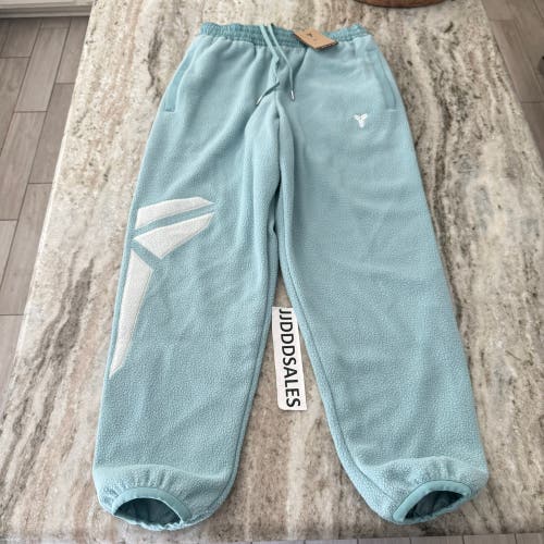 Nike Kobe Bryant Therma-FIT Winterized Fleece Joggers Mint IM4866-017 Men’s Sz M
New with Tags