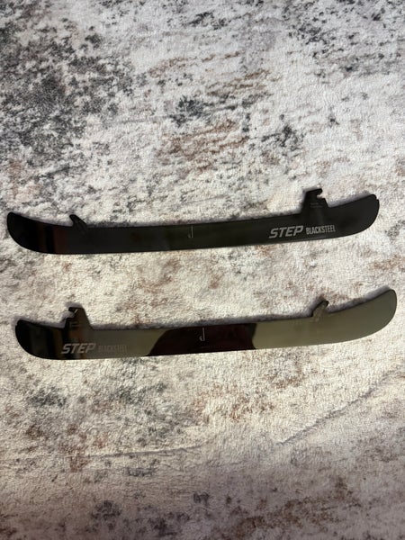 CCM Black Step Steel 271 mm (Used)
