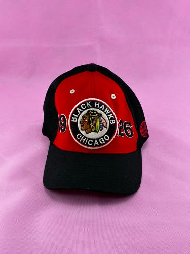 Chicago Blackhawks Fitted Hat Old Time Hockey OSFA
