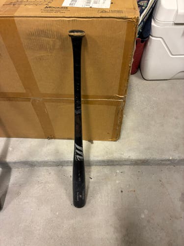 2016 Marucci Jr7 Maple BBCOR Certified Bat (-3) 28 oz 31" (Used)
