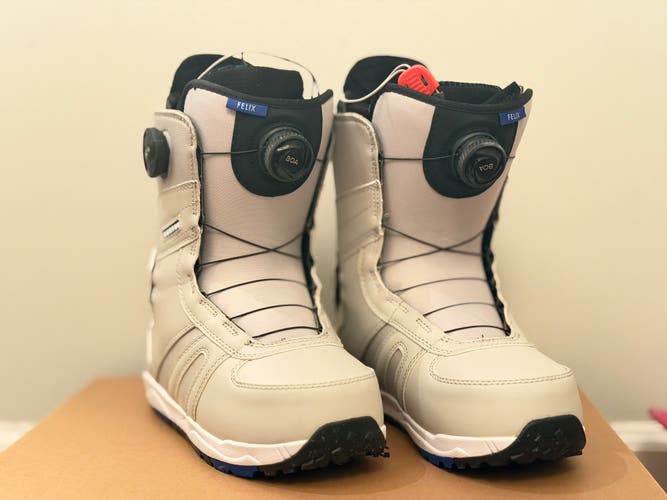 Women's Size M 8.0 (W 9.0) Burton Felix Boa Snowboard Boots All Mountain (New)