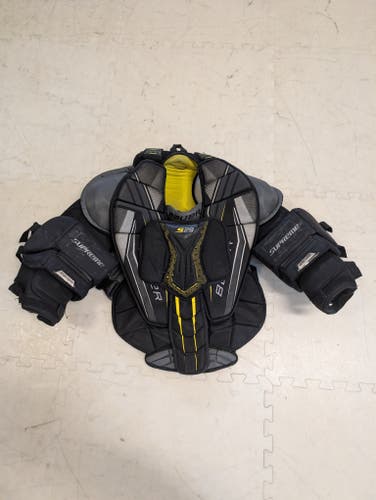 Medium Bauer S29 Goalie Chest Protector (Used)
