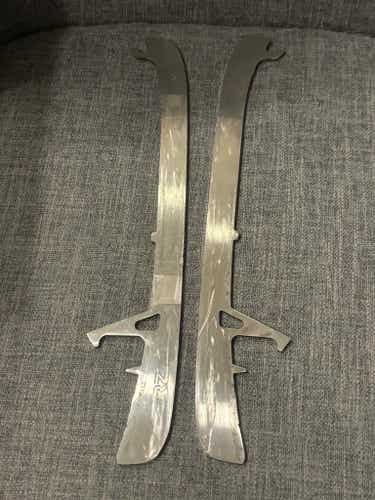 True JRZ Shift Max Pro Hockey Steel Runners, Size 272 Good Condition