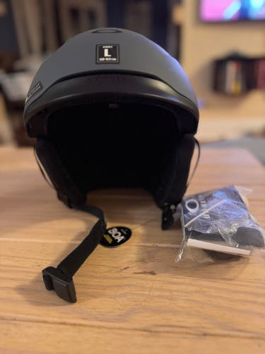 Large Oakley MOD 3 Helmet (New)