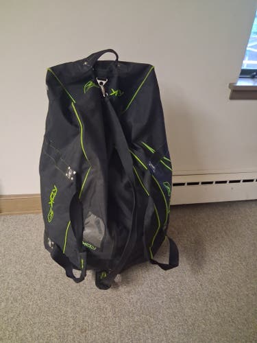 Reebok 8K Deluxe wheeled Hockey Bag (Used)