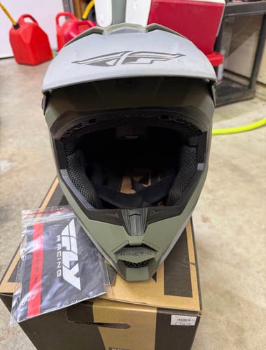 Unisex Fly Racing (Used)