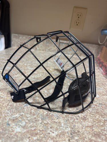 MD OREO Bauer True Vision II Full Cage medium adult senior used wire mask titanium