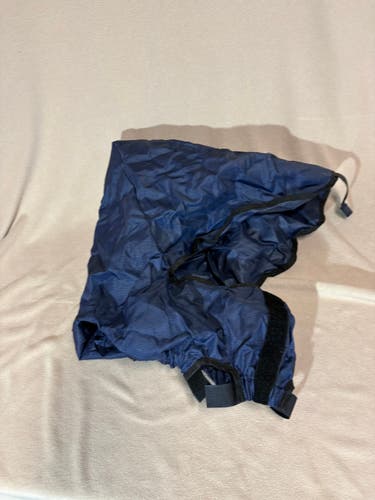 Universal golf bag rain cover (Used)