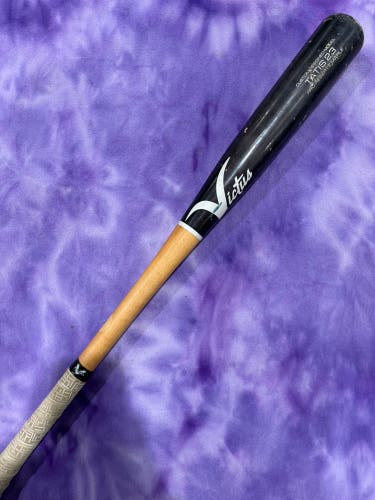 Victus Tatis Maple Bat Maple 31" (Used)