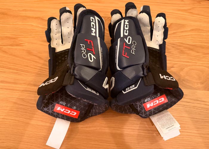 CCM JetSpeed FT6 Pro Gloves 13" Navy (LIKE NEW/Used)