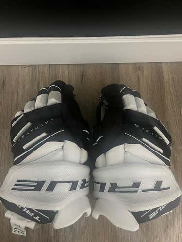 Black/White True Catalyst 9x Gloves 13" (New)
